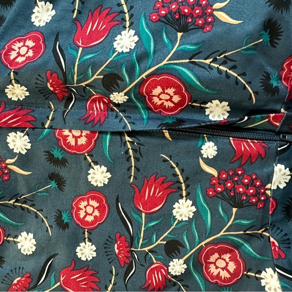 ModCloth x Collectif a-line skirt size 8 navy - Picture 7 of 7